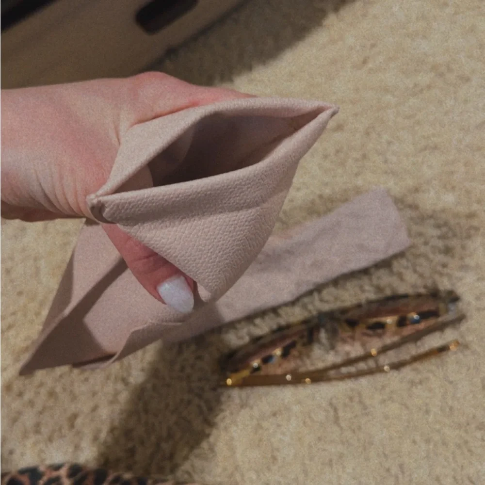 Chloe Tortoiseshell Sunglasses - Picture 4 of 7